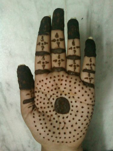 An applied Mehendi design — Henna Art
