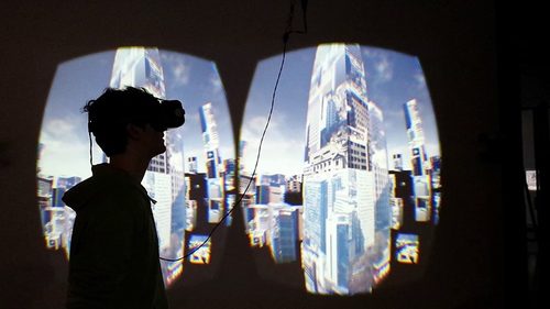 10'000 moving cities V3, net-and-telepresence-based installation, 2015 — VR Art